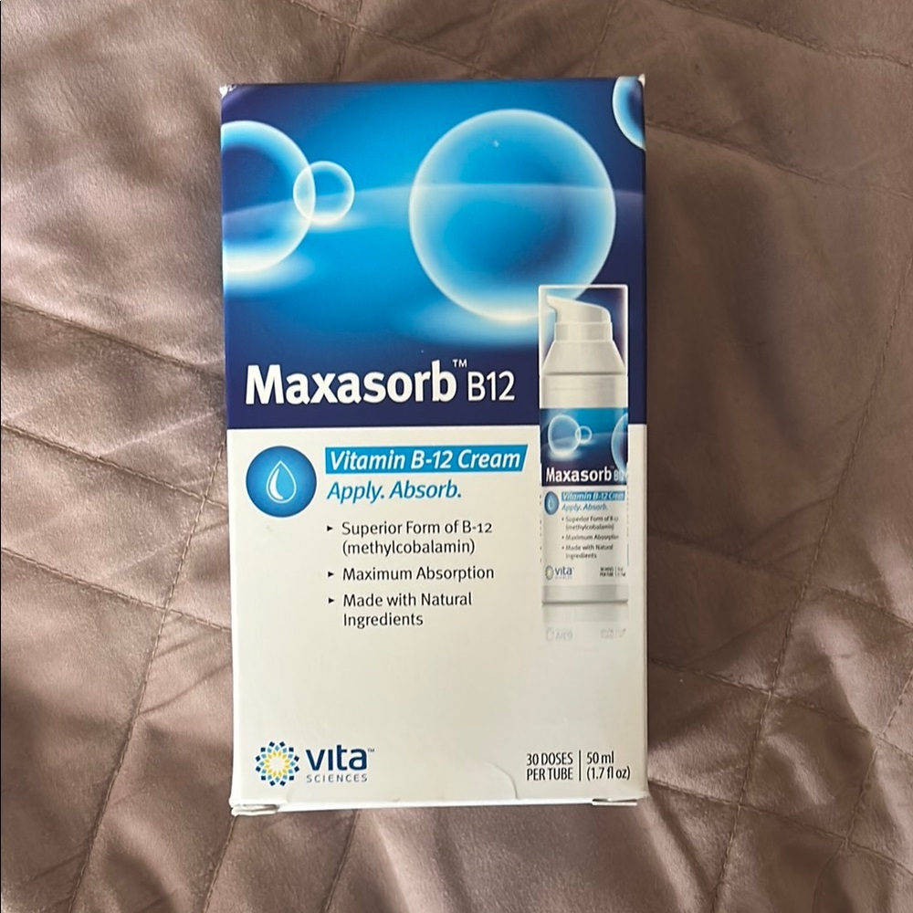 B12 Vitamin Cream - Blue and White